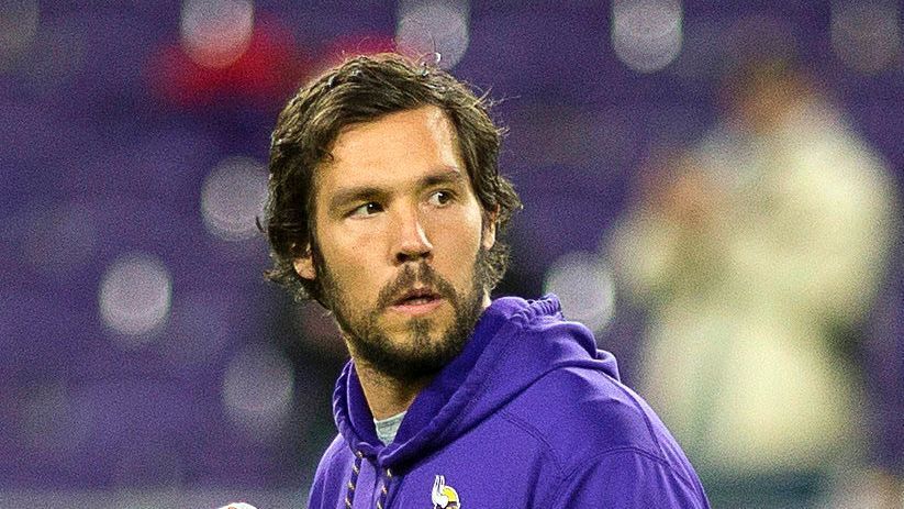 Agent for Sam Bradford says Philadelphia Eagles' decision to trade