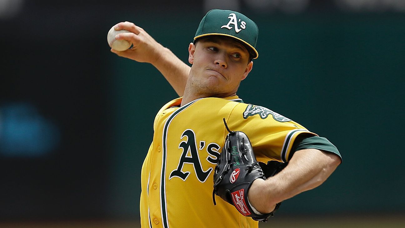 Sonny Gray leads the American League with a 2.92 ERA. 💪