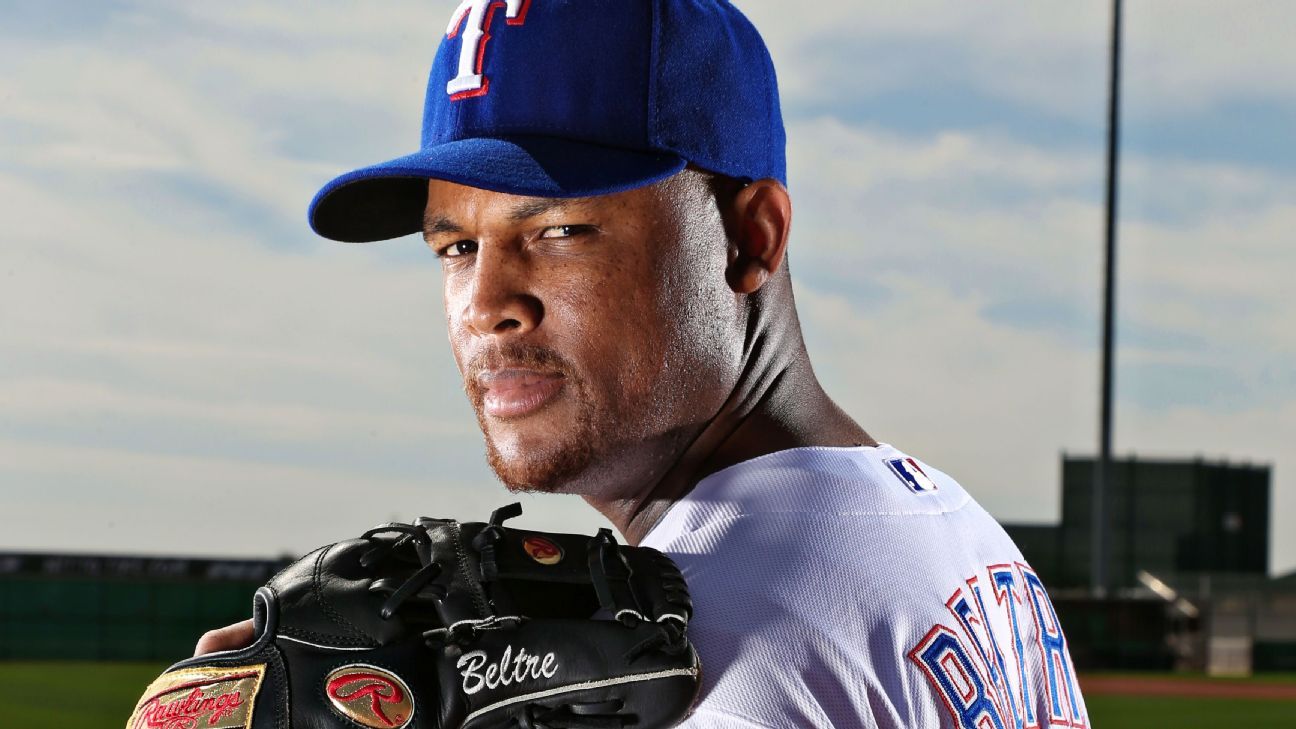Beltre doubles for 3,000th hit, 1st from Dominican to do it