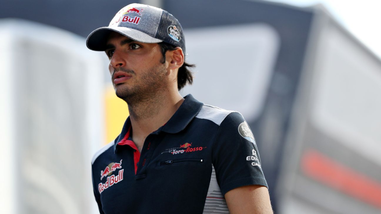 Carlos Sainz did not enjoy having Red Bull hierarchy 'against' him - ESPN