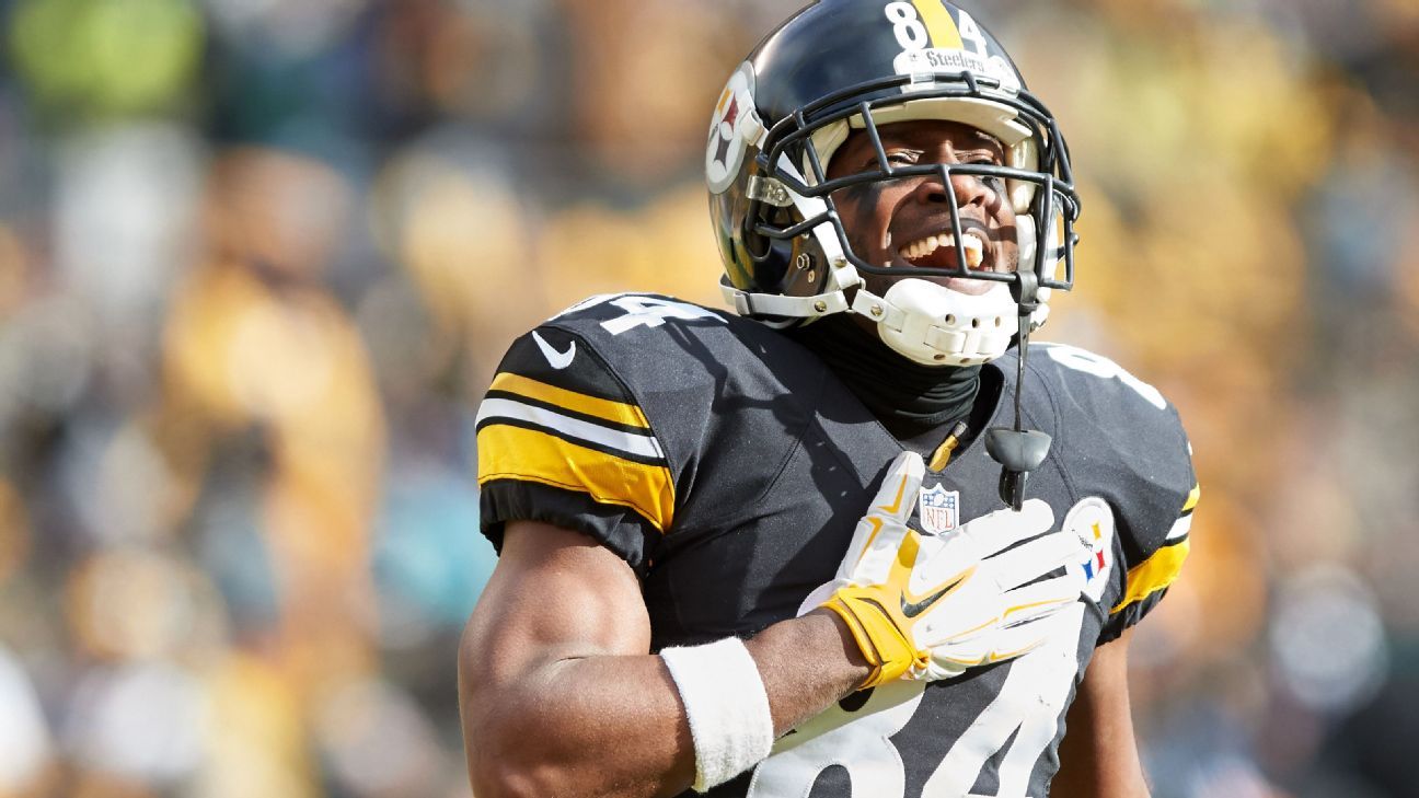 Odell Beckham Jr. was all smiles after Antonio Brown scored a touchdown  against the Giants 