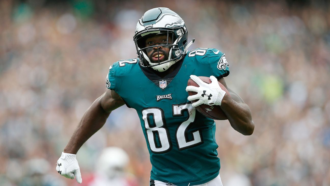 Philadelphia Eagles trade Torrey Smith to Carolina Panthers for