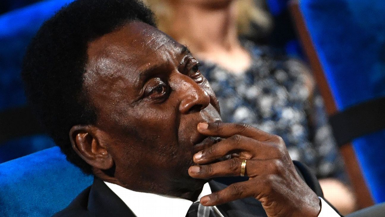 Brazil great Pelé has bronchopneumonia, remains in hospital - sources