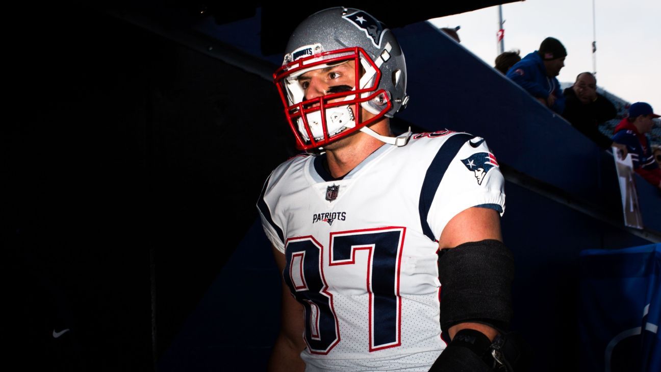 Patriots-Texans anti-analysis: James Develin running Boston