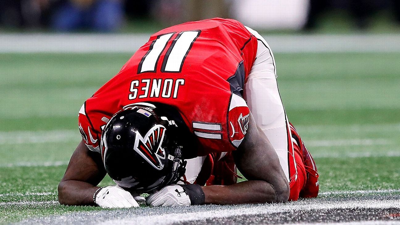 Atlanta Falcons' Julio Jones, Devonta Freeman held from practice