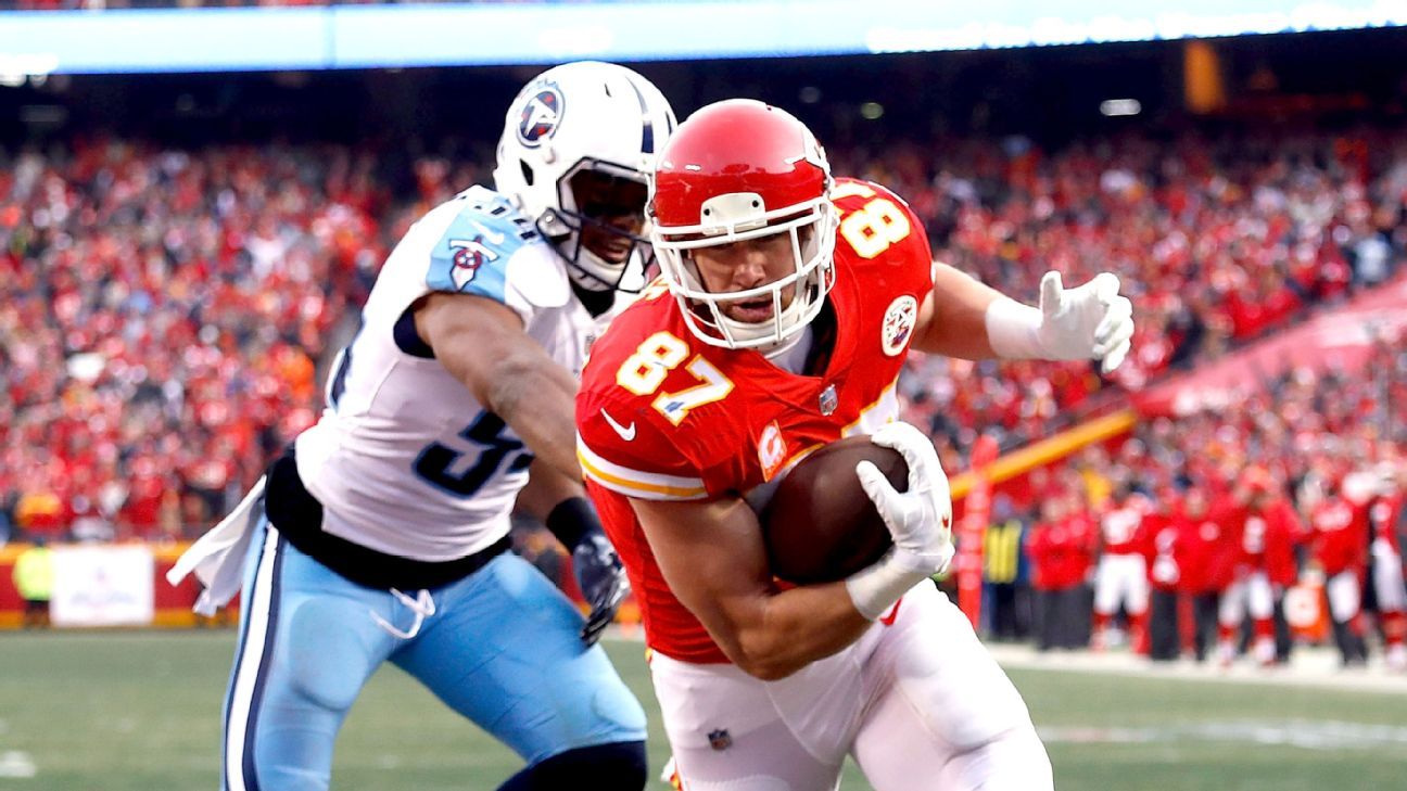 Travis Kelce didn't know Titans came back vs. Chiefs in playoffs