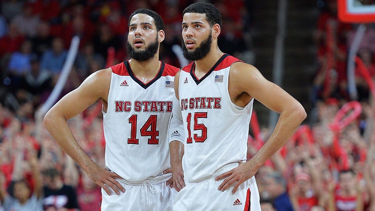 Holy Cross Football Schedule 2022