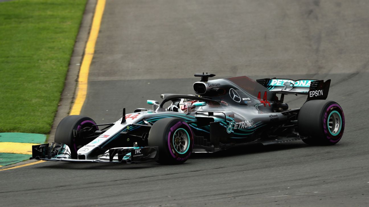 Stunning Lewis Hamilton lap beats Ferrari drivers to pole - ESPN