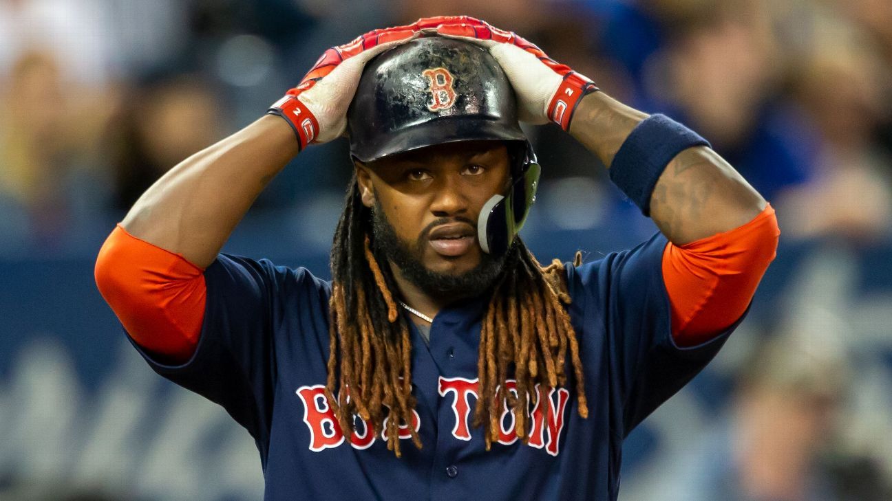 Red Sox first baseman HANLEY RAMIREZ rounds third - Gold Medal Impressions