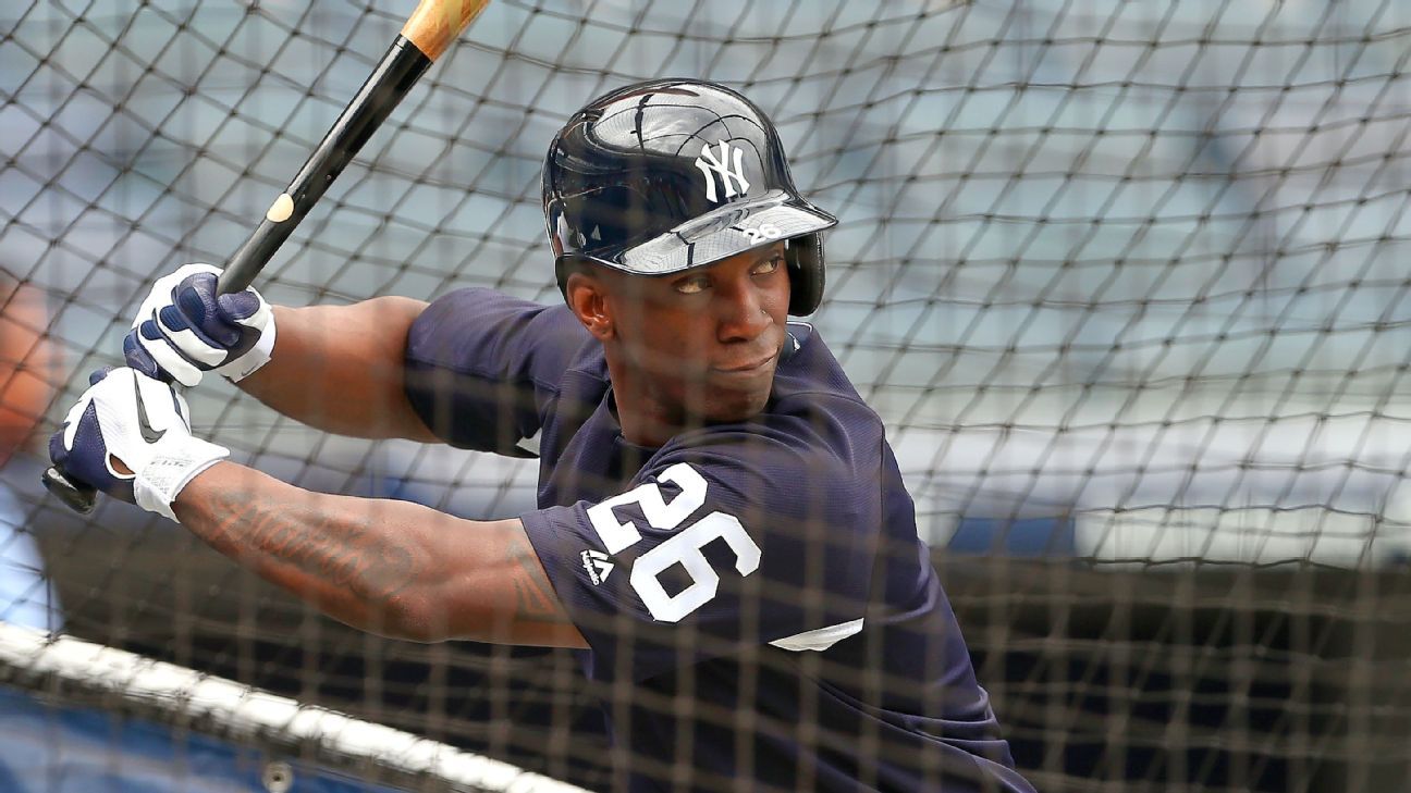 Andrew McCutchen shaves after being traded to the Yankees