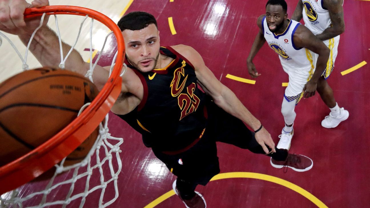 Cleveland Cavaliers ’Larry Nance Jr. will be missing 4-6 weeks with his fractured finger