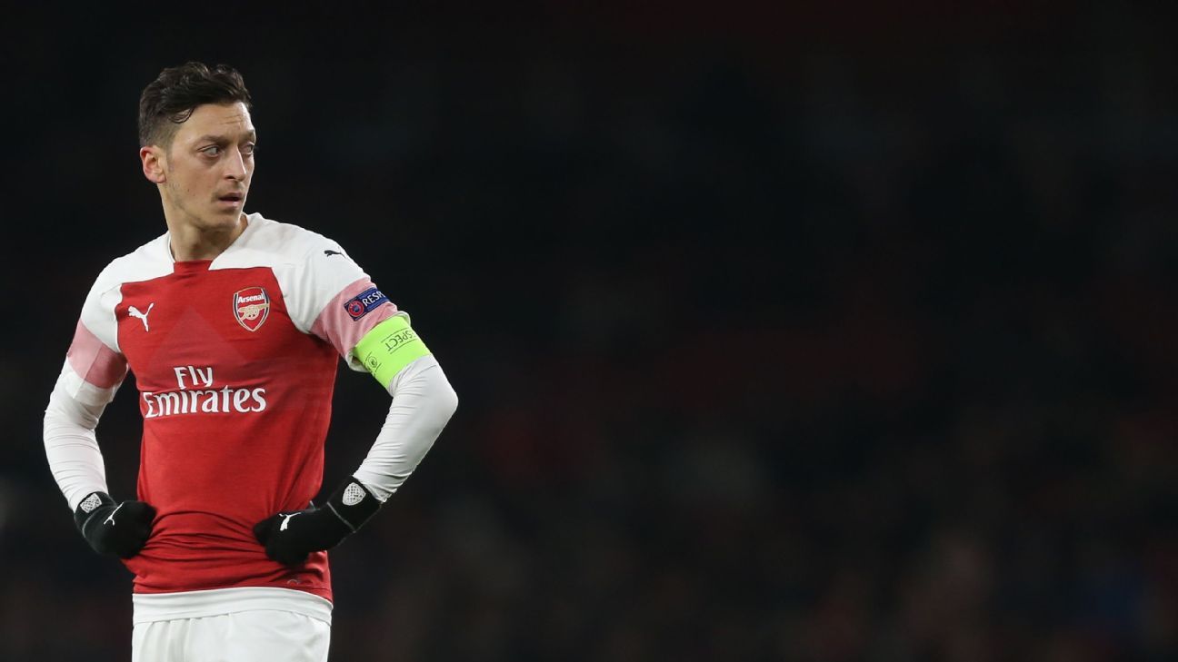 Declaração de Özil faz China tirar Arsenal x City da TV para passar VT do Tottenham