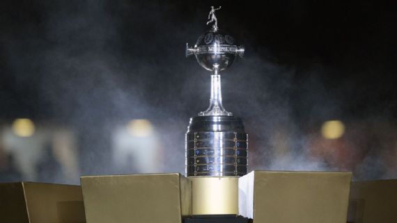 Conmebol recua e derruba regra que proibiria times de Série B de jogarem Libertadores e Copa Sul-Americana