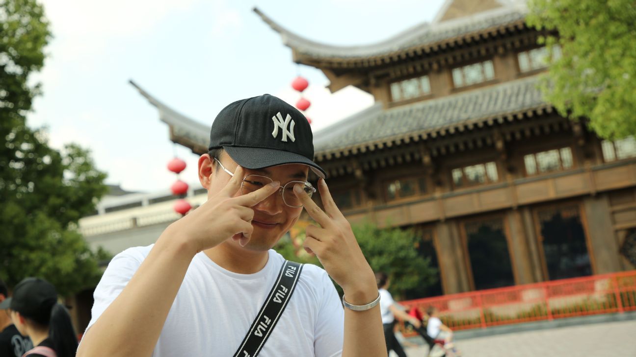 Jay-Z + NY Yankees Cap  Ny hat, Jay z, New era cap