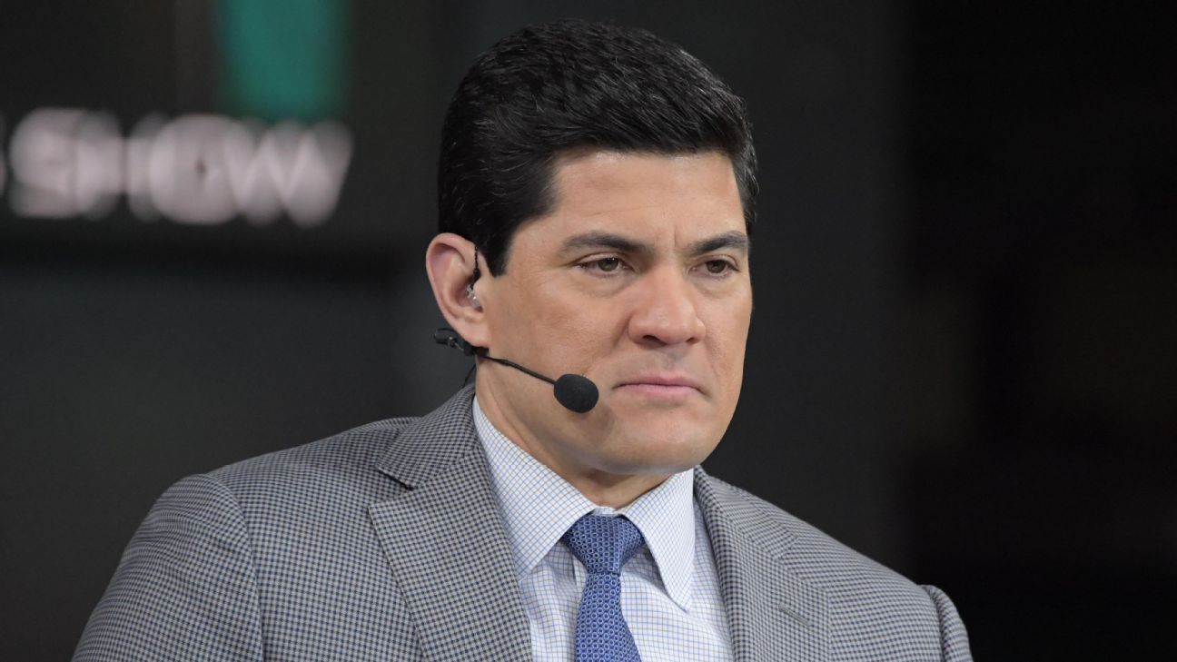 Tedy Bruschi Returns to Arizona Wildcats as Senior College Football Consultant