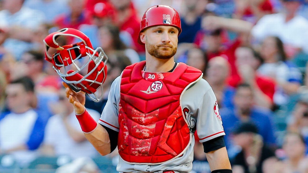 Angels' Jonathan Lucroy suffers concussion, fractured nose from home plate  collision