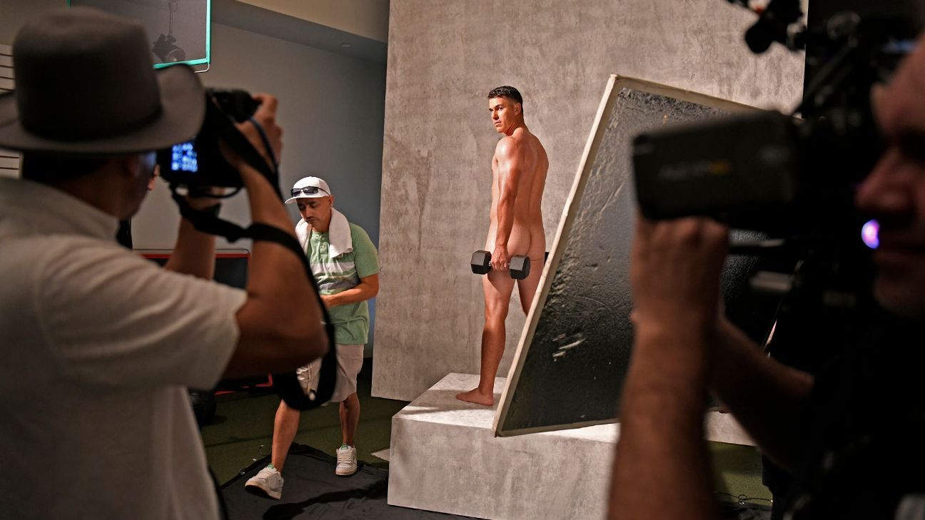 Rory mcilroy naked