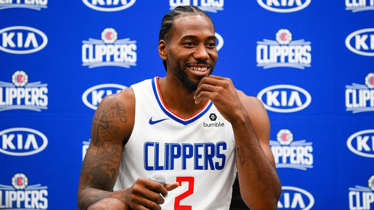 kawhi leonard smile