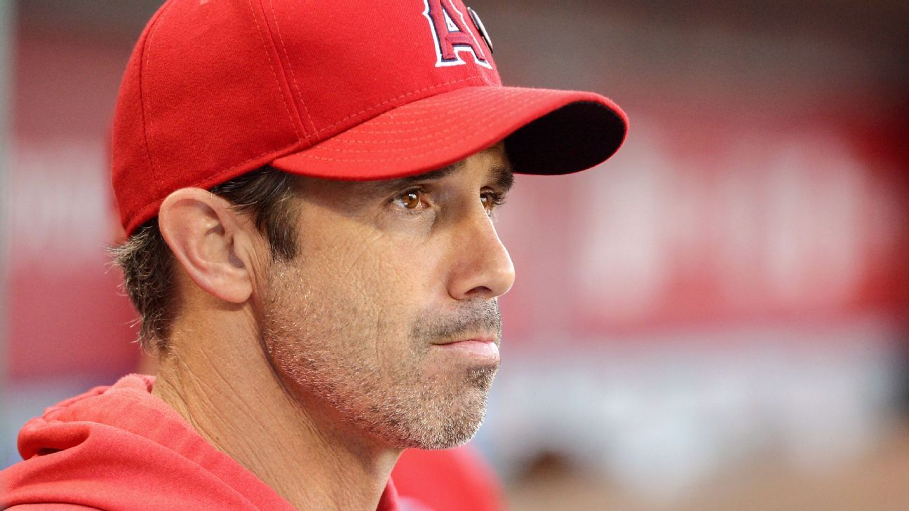 Los Angeles Angels fire Brad Ausmus after 1 season - ESPN