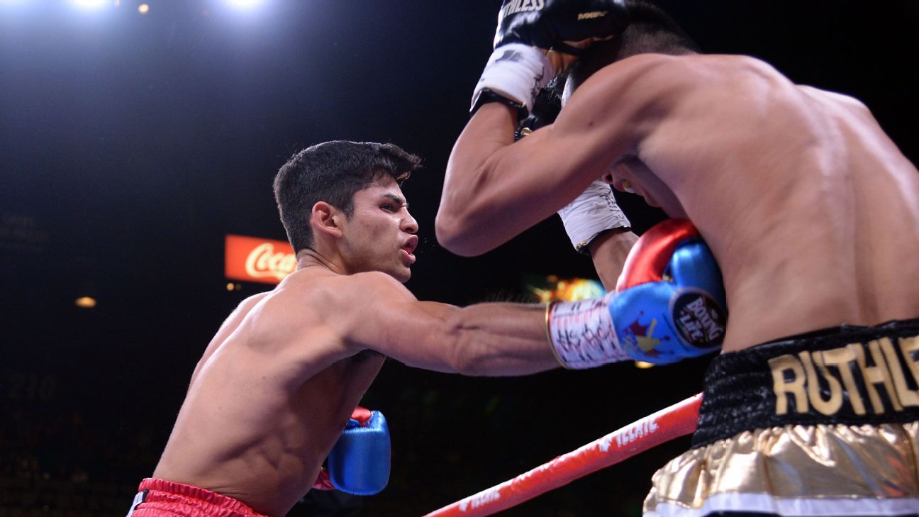 Ryan Garcia shines again, stops Romero Duno in Round 1