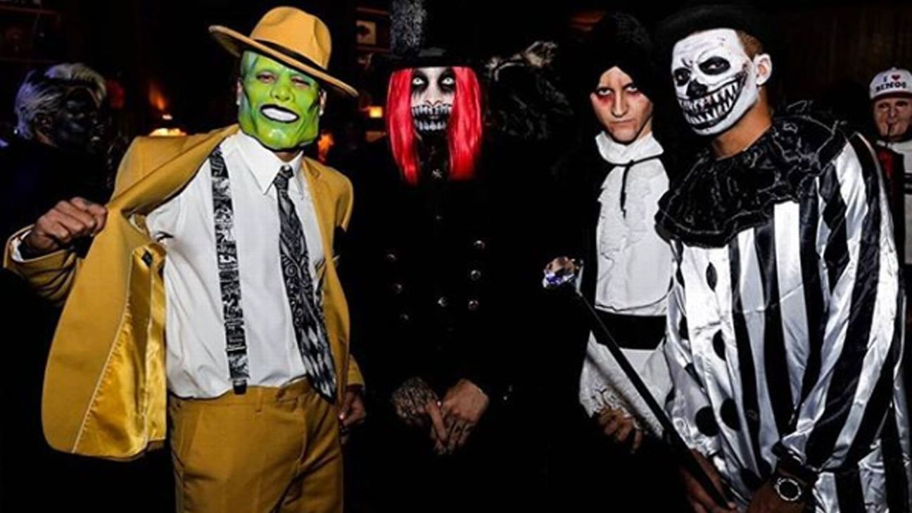 How Steph Curry, Russell Wilson and other sports stars celebrated Halloween