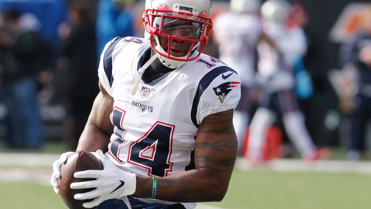 New England Patriots' Tom Brady offers Mohamed Sanu No. 12 jersey after  trade: 'nah I'm good'