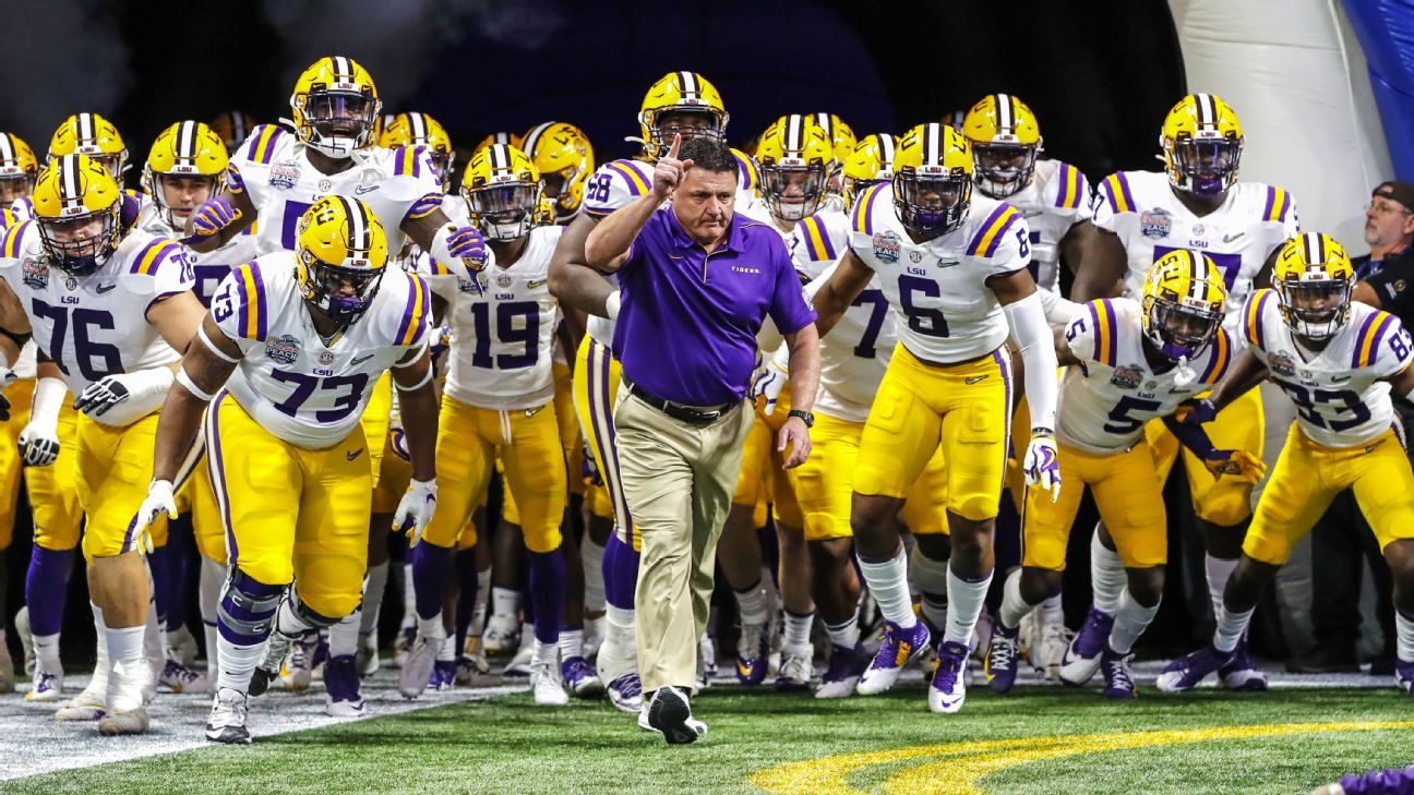 LSU Football - Get your wallpaper set