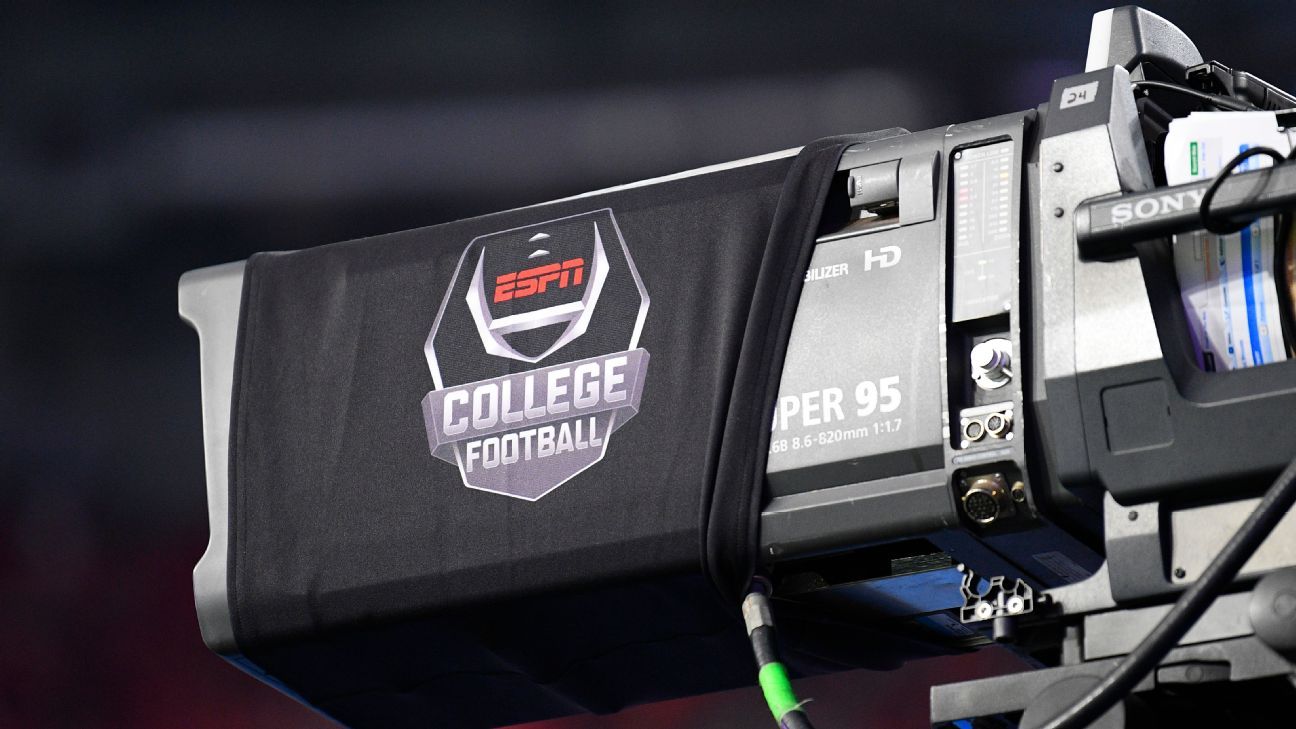 Kickoffs set to start ESPN's college football slate