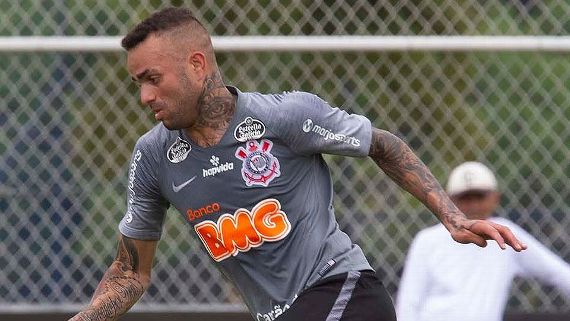 Corinthians mantém mistério na escalação, e Luan se diz ansioso para jogar