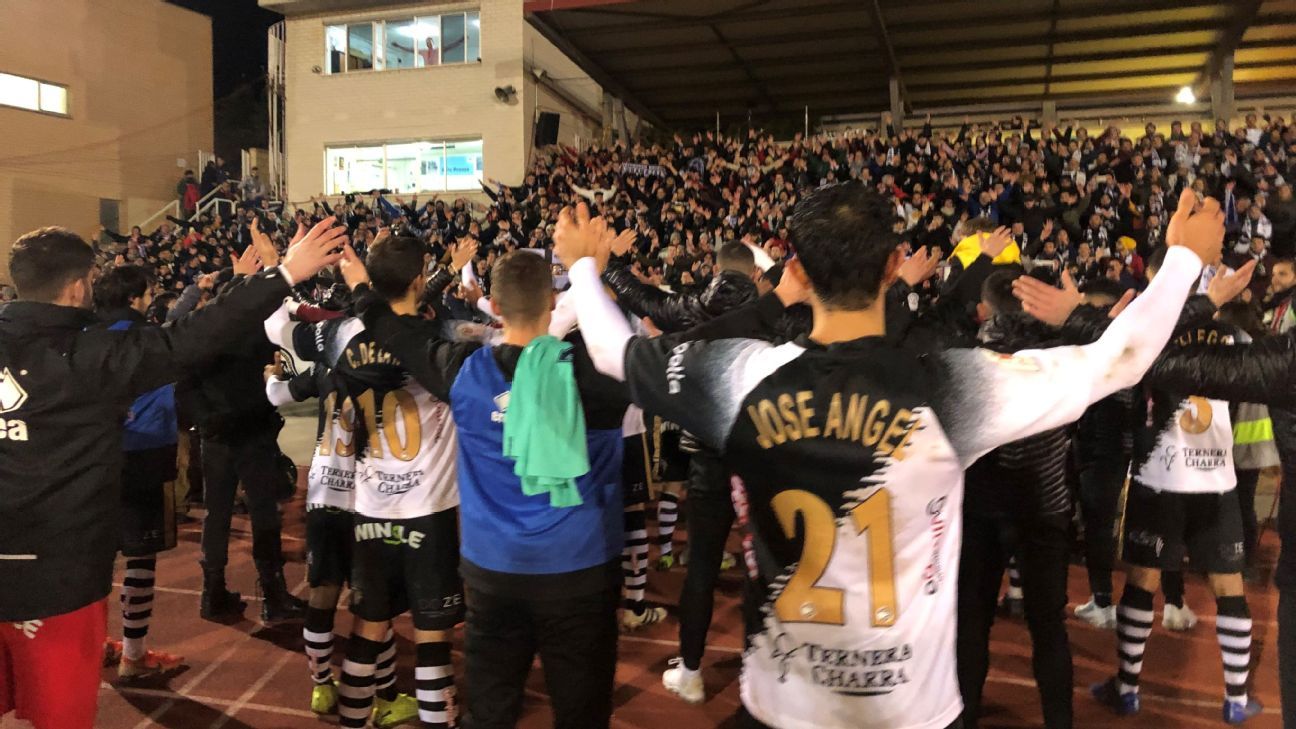 Copa del Rey scares for Real Barcelona shows Spain's cup ...