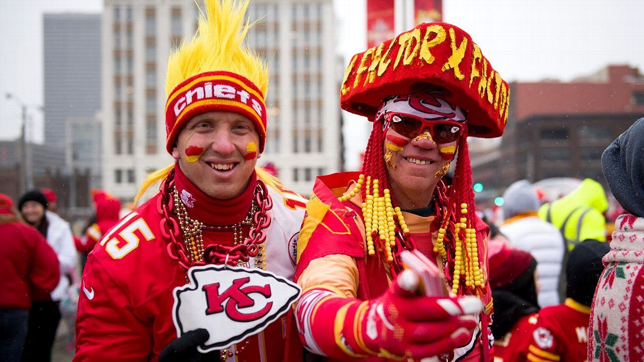 Highlights from the Kansas City Chiefs Super Bowl victory parade