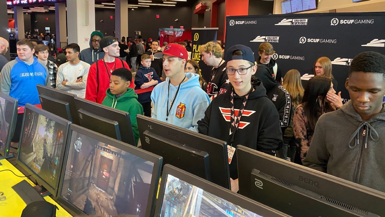 faze-clan-fulfills-make-a-wish-request-at-atlanta-call-of-duty