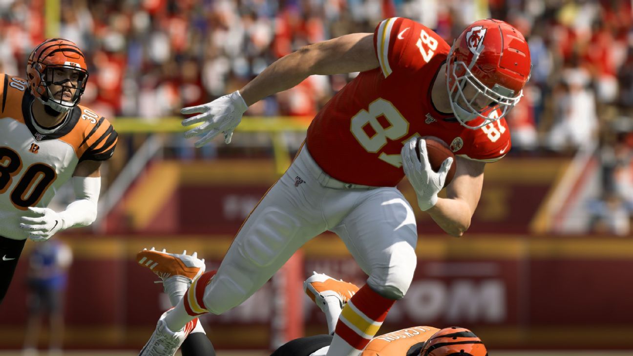 Patrick Mahomes looks like Madden cheat code in record start for Chiefs 