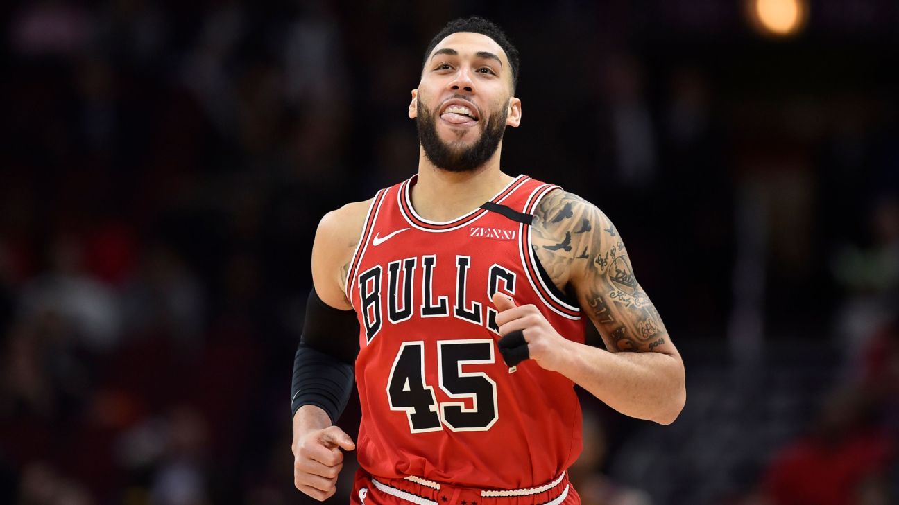 How Denzel Valentine ended up wearing Michael Jordan's other number with  the Chicago Bulls - ESPN