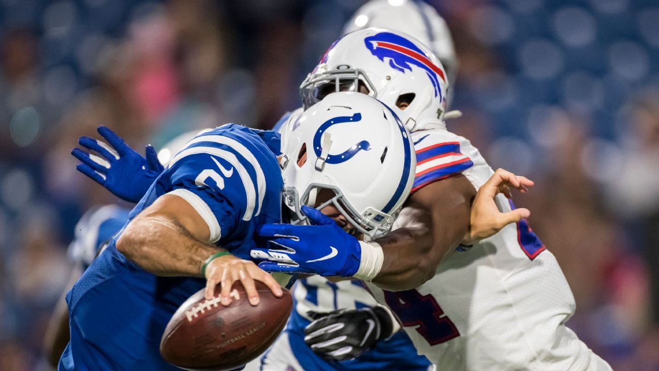 La NFL nuevas de casco con material quirúrgico o N95