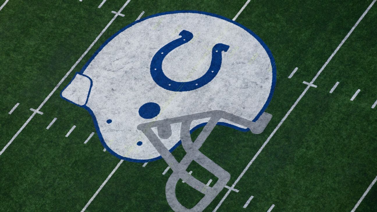 NFL investigating Colts, former Tampa-area player for gambling: ESPN