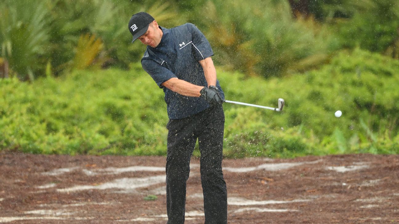 Aaron Rodgers putt defeats Josh Allen and Patrick Mahomes in The Match