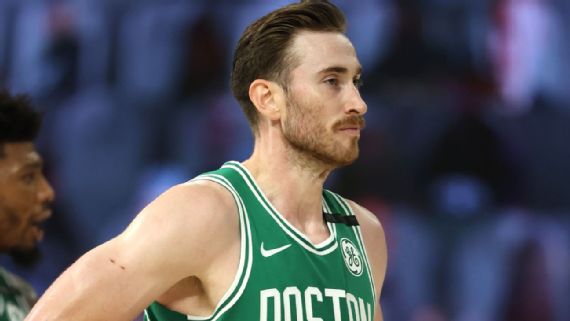 Celtics Gordon Hayward May Overlap Recovery From Ankle Sprain With Leaving Nba Bubble For Child S Birth