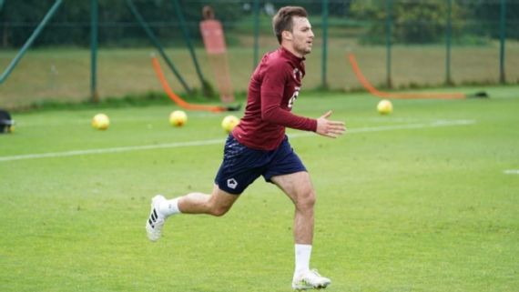 Pizzuto No Fue Convocado A Debut Del Lille En La Ligue 1