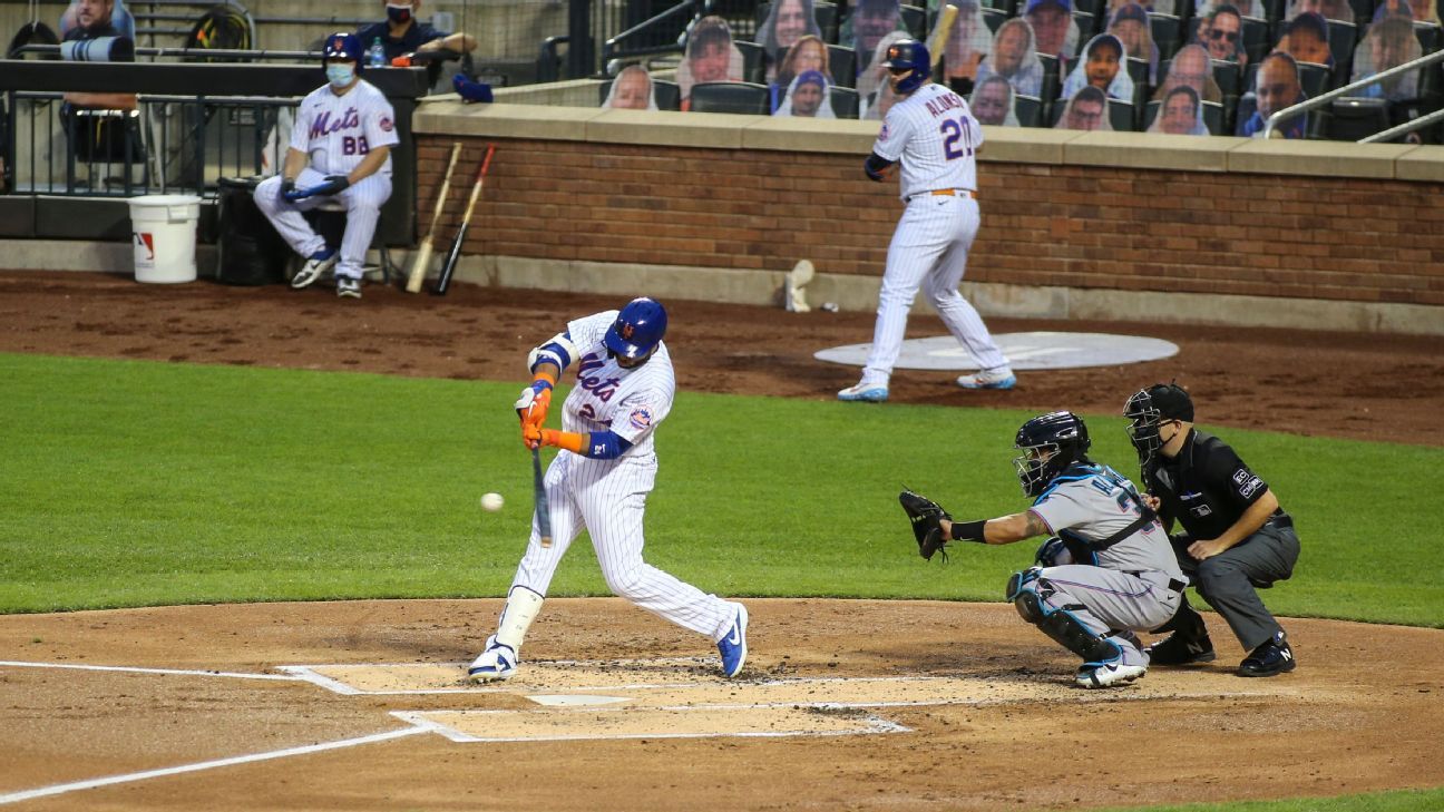 Mets Dominic Smith Gets Emotional After Kneeling During Game