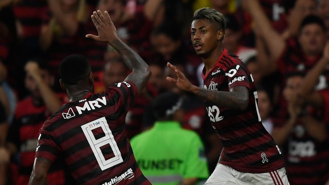 Com eliminação da Champions League, Benfica cria prejuízo milionário e deixa dupla do Flamengo mais longe