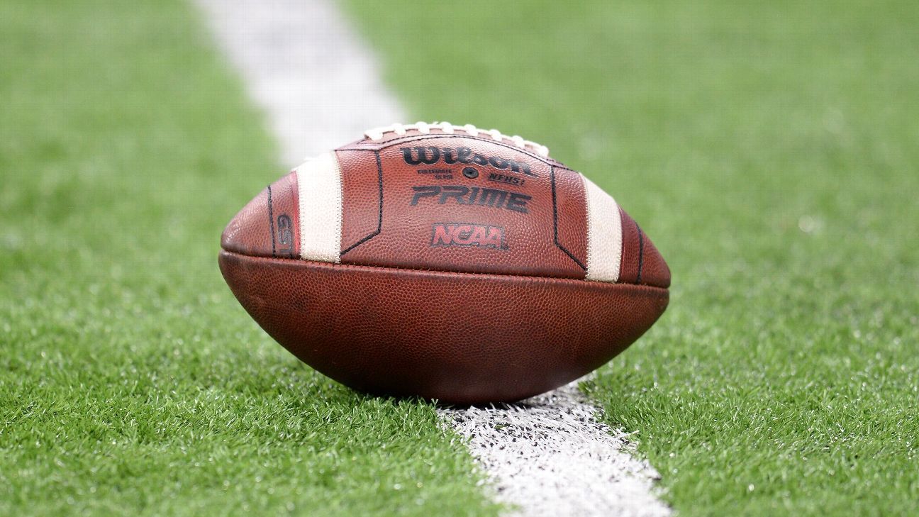 ESPN College Football on X: 2️⃣4️⃣ teams. 1️⃣ championship. The FCS playoff bracket is set 🏆 / X