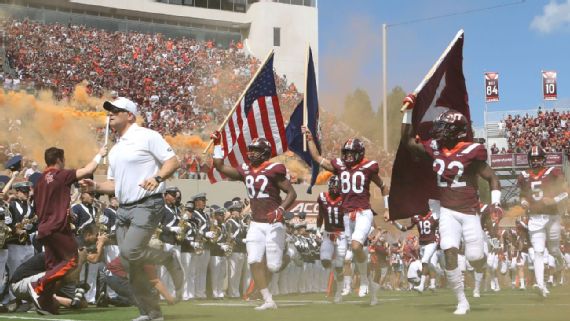 Marty Mcgee Enter Sandman And The Best College Football Entrances Marty Mcgee Enter Sandman And The Best College Football Entrances