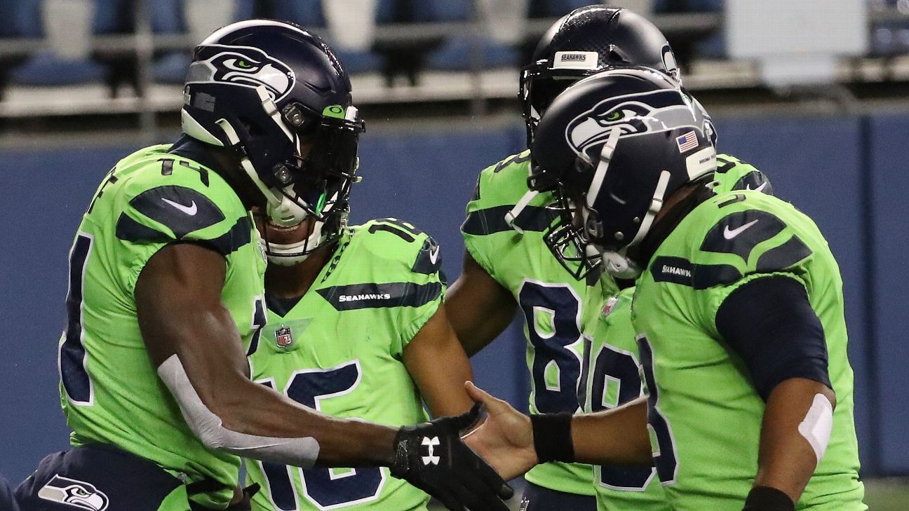 Russell Wilson throws five TD passes as the Seattle Seahawks beat the Dallas  Cowboys