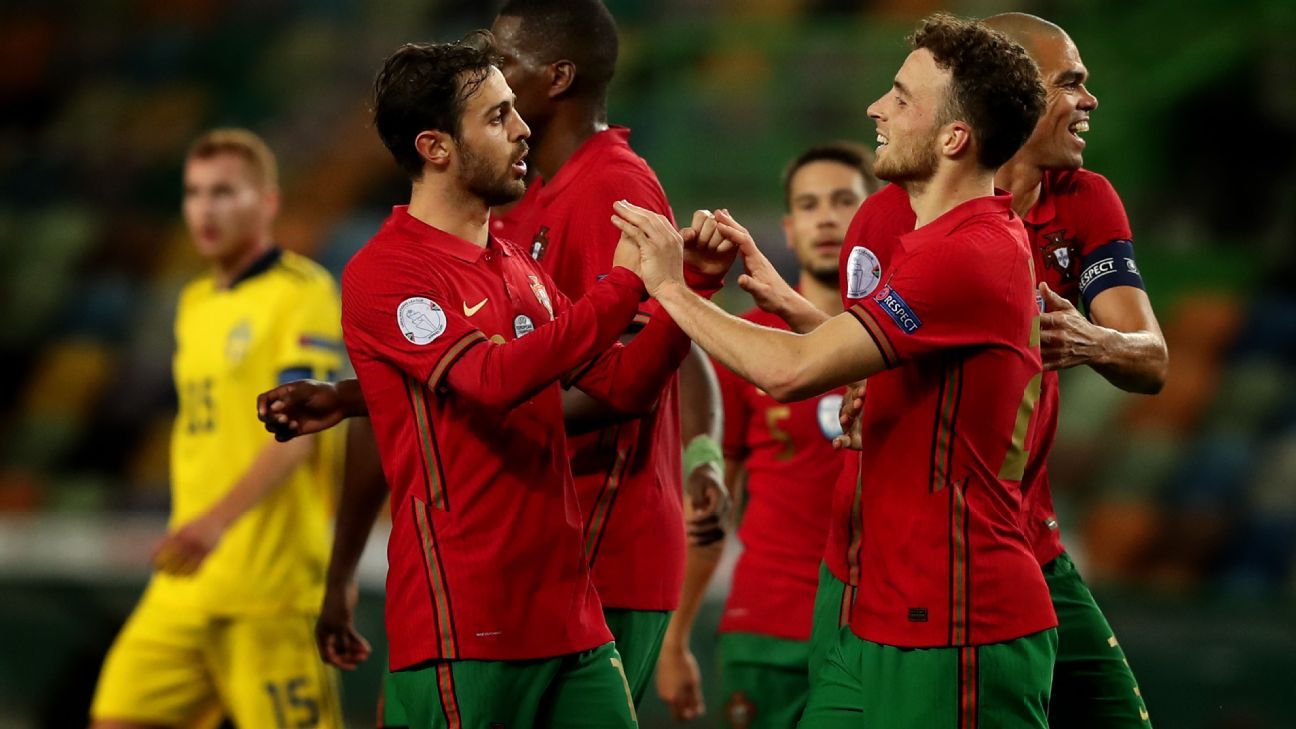 Portugal vs. Sweden - Football Match Report - October 14 ...