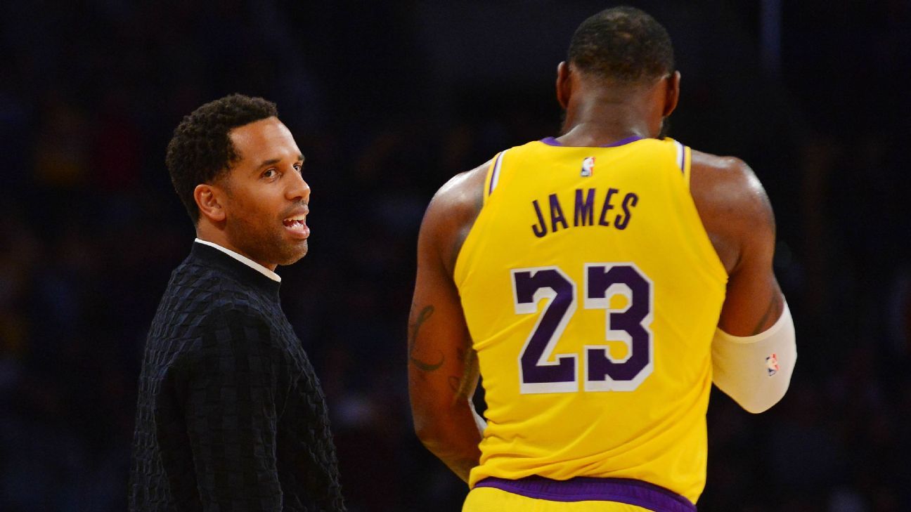 Report – LeBron James’ manager Maverick Carter used illegal bookmakers