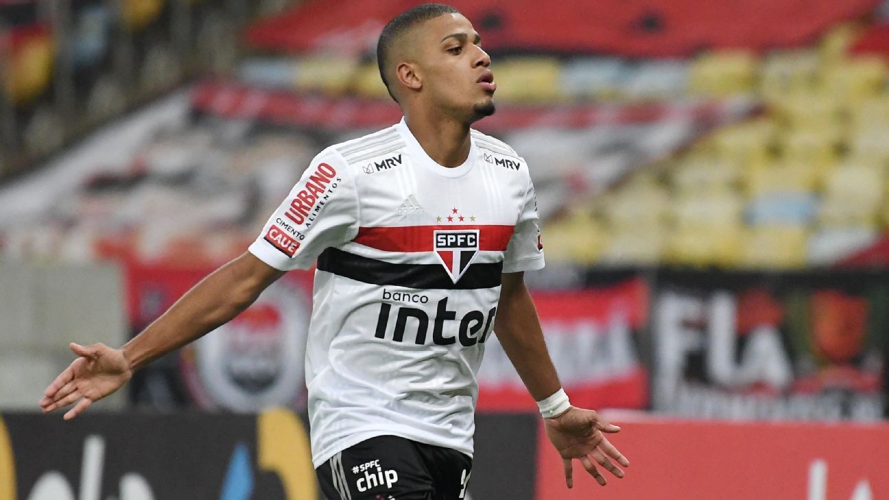 São Paulo é superior no Maracanã contra Flamengo e abre vantagem