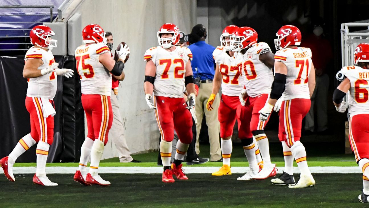 Chiefs release starting tackles Eric Fisher, Mitchell Schwartz