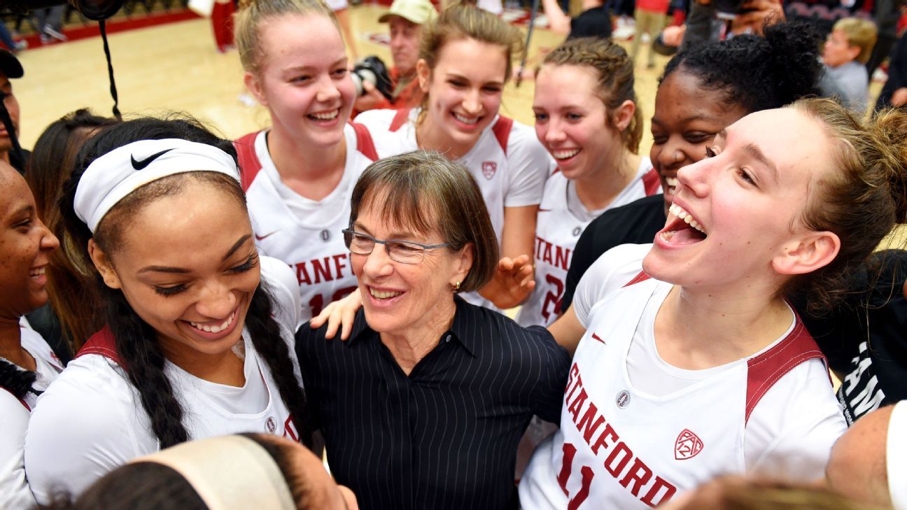 Stanford, UConn, South Carolina, Louisville capture the best seeds in the first revelation of the NCAA tournament