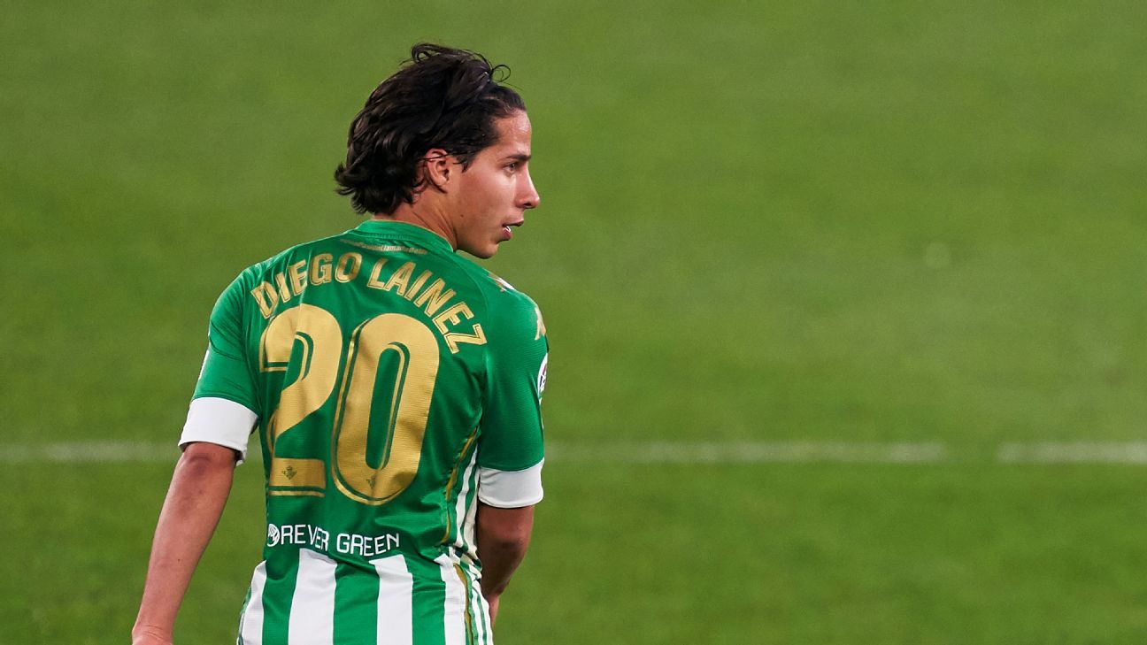 Diego Lainez, to become an adult and no longer be a “factor”